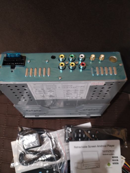 Продавам андроид мултимедия podofo 1 din.