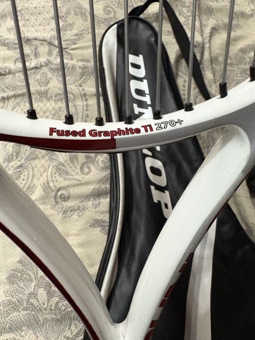 Теннисная ракетка из «плавленного графита»