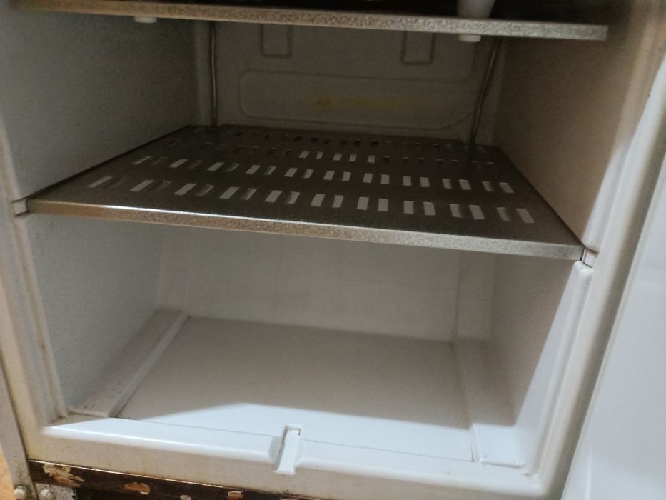 холодильник Бирюса