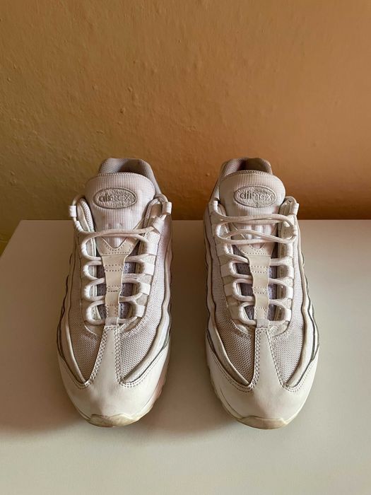 NIKE AIR MAX 95 ESSENTIAL | Найк Кецове 95