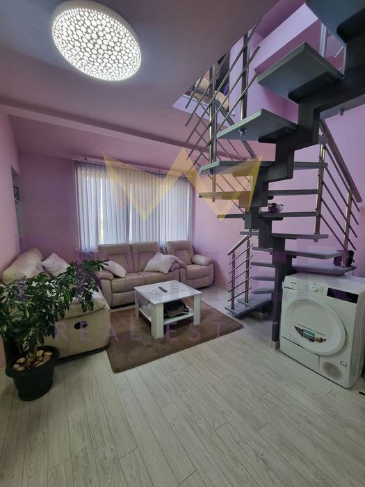 Дава се под наем Мезонет в Варна, Център - 110 кв.м за 1000 € - Снимка #2