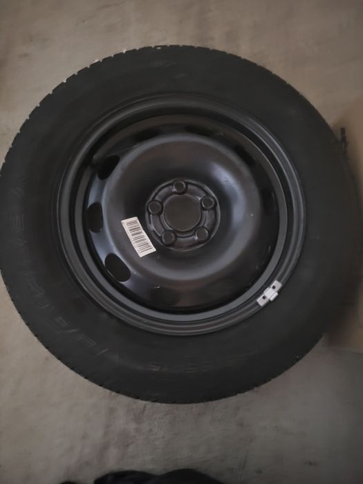 Cauciuc+janta rezerva 195/65/15 de vanzare