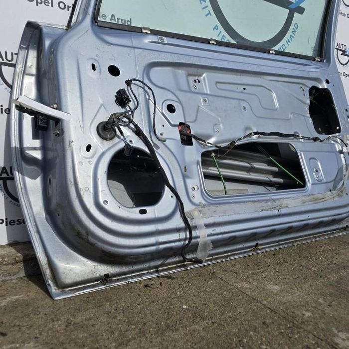 Portiera usa Z21C dreapta fata Opel Corsa D