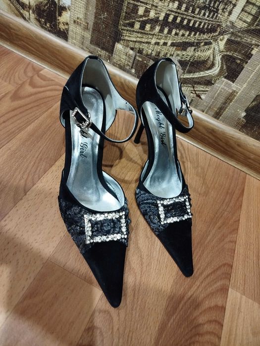 Туфли новые 37 р