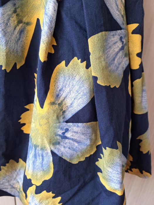 Рокля на Контраст