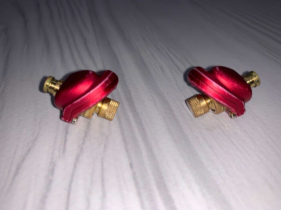 In-ear слушалки (IEMs) Acoustune HS1551 CU Red (Limited Edition)