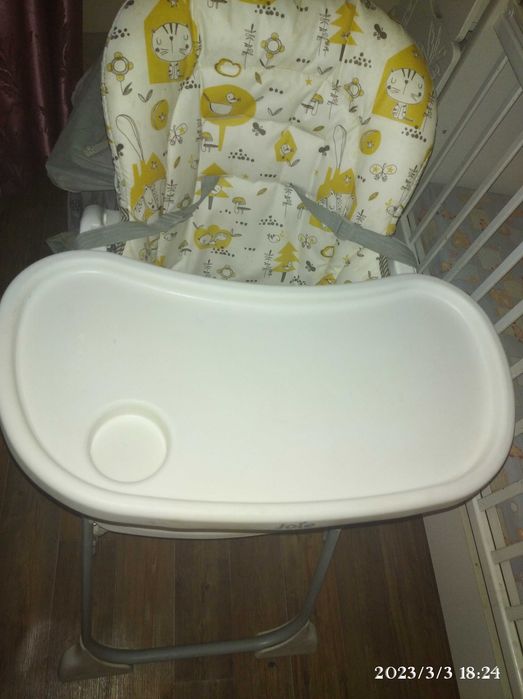Стульчик для кормления