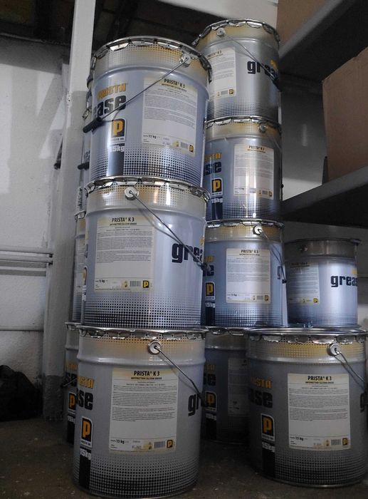 Vand ulei hidraulic sigilat butoi 205-210L si bidon 20L