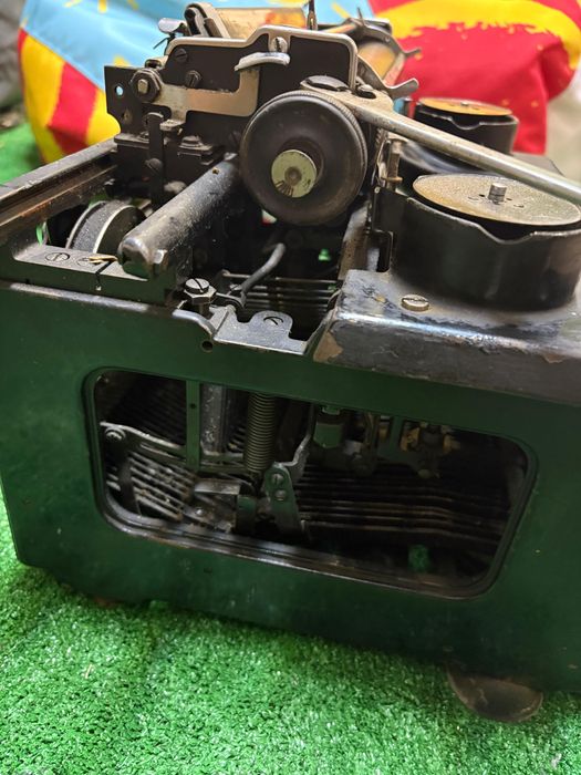 Masina de scris Urania