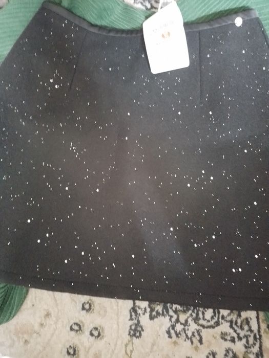 Продам  юбку для девочек