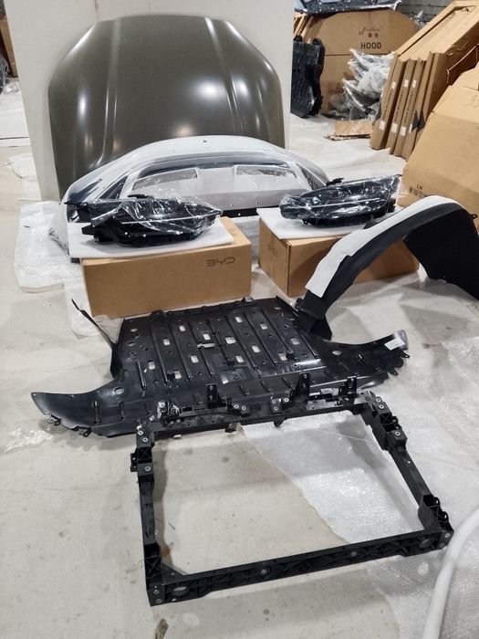 BYD Kapoʻt banfer  Fara Sotiladi barcha kuzavnoʻy detallari mavjud