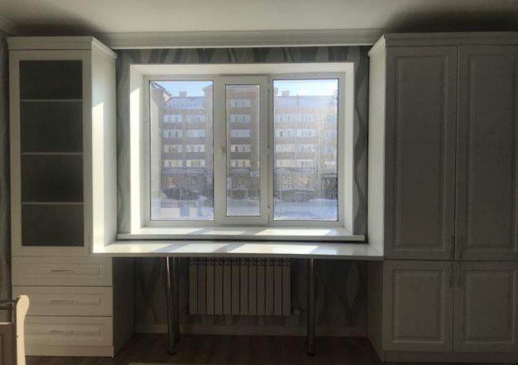 Очень красивый шкафчик