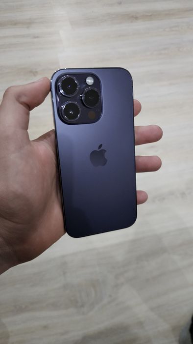 Vand Iphone 14 Pro Purple