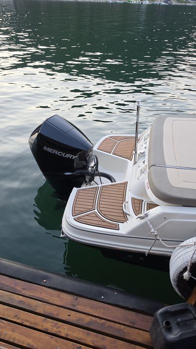 Barca Bayliner VR 5 E