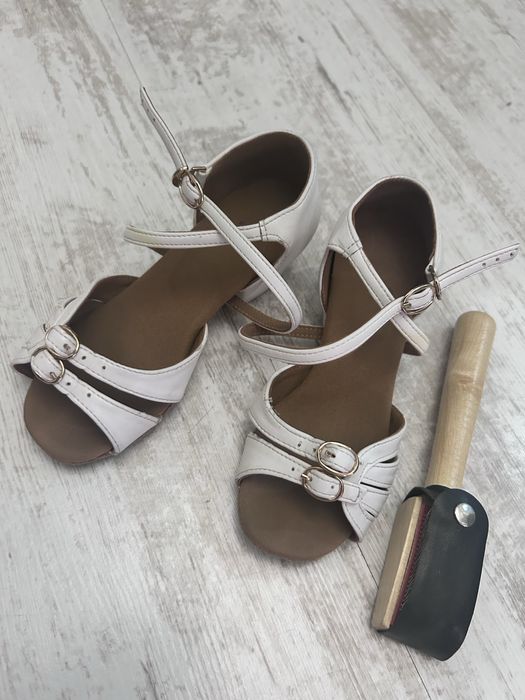 Туфли детские для танцев