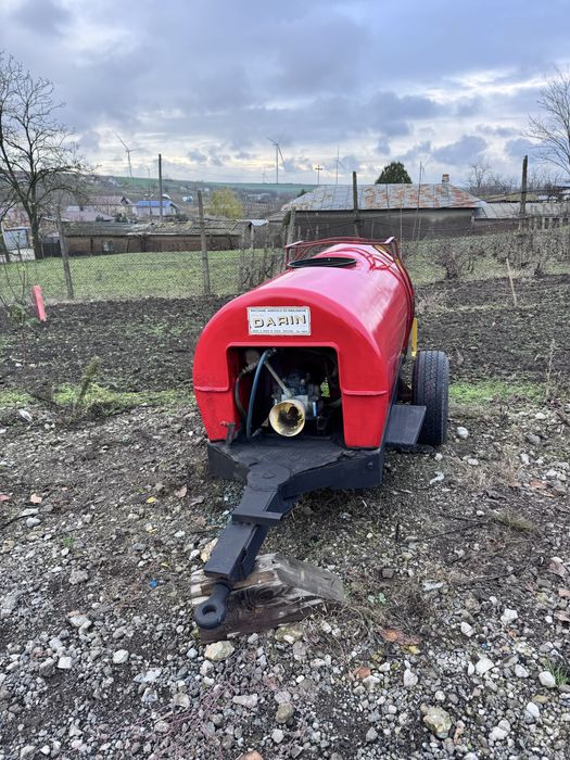 Vand atomizor pentru livada