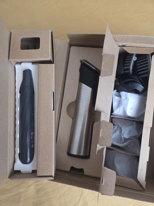 Aparat de tuns Philips All-in-One Trimmer 9000 Series, 20 in 1, inox,