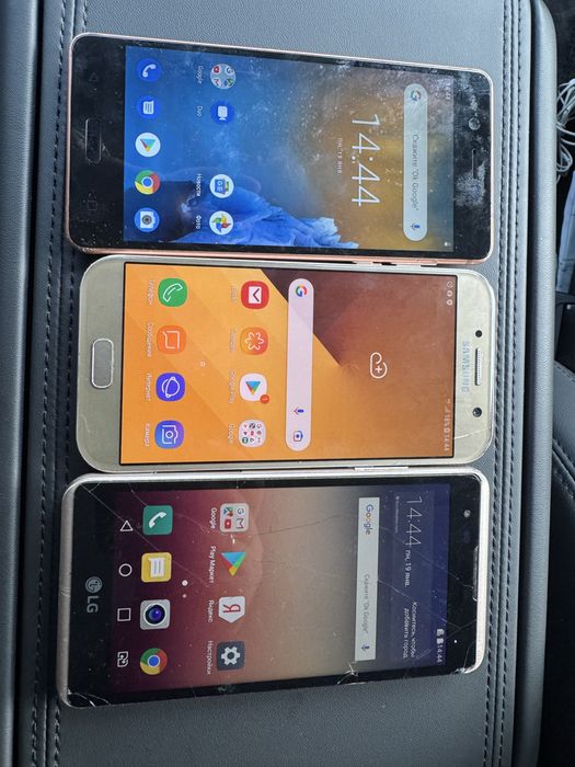 Телефоны 3 штуки