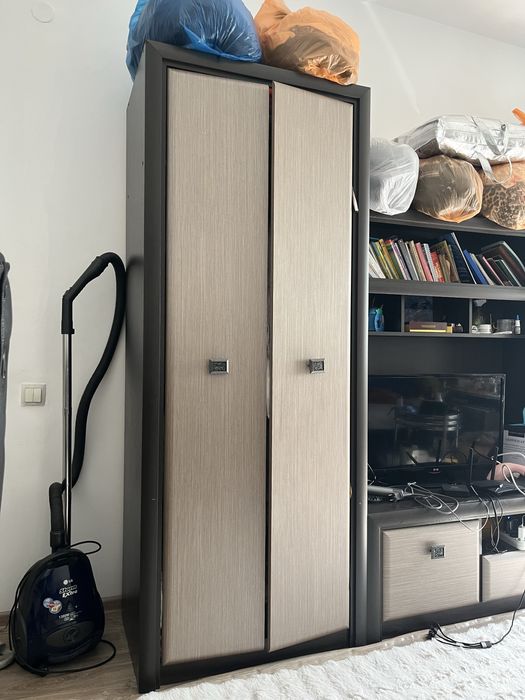 Продам вместительный шкаф