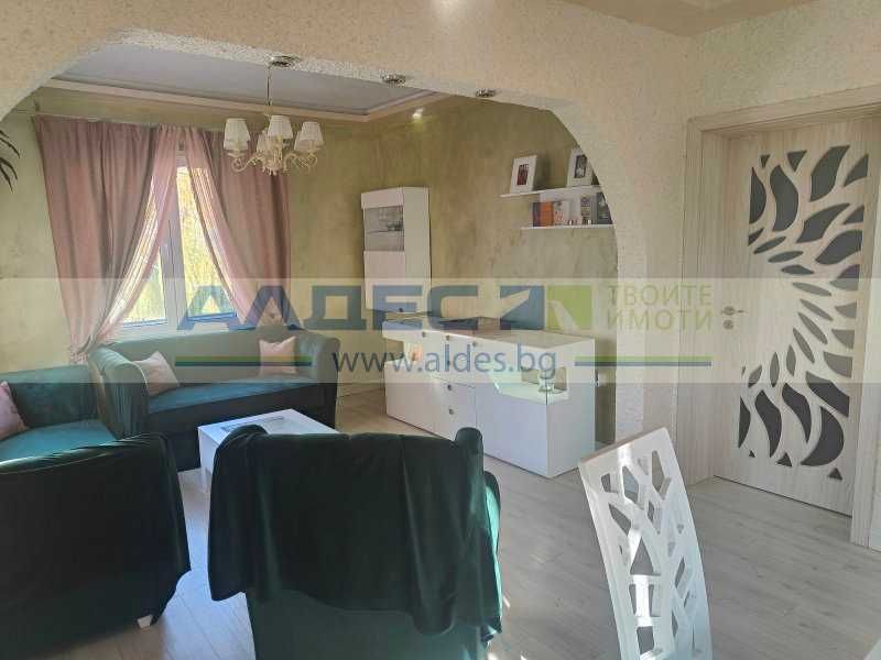 Ремонтиран, обзаведен, с две спални, в Овча Купел