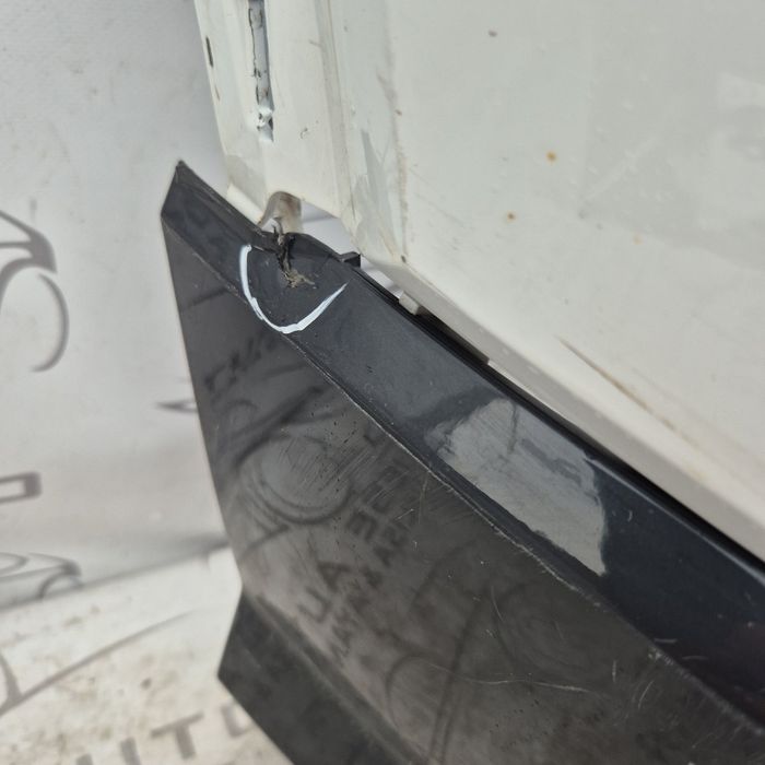 Bara spate Audi Q2 an 2016-2017-2018-2019-2020