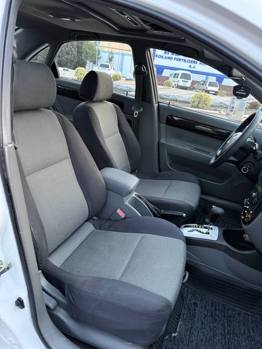 Lasetti 2011 1.8 avtamat