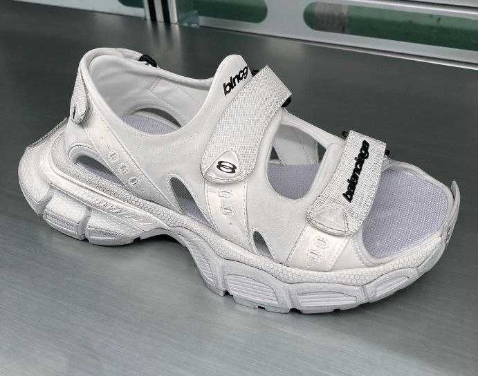 Сандали Balenciaga 3xl Sandals  много удобне модел бели и черни