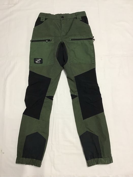 Pantaloni Revolution Race