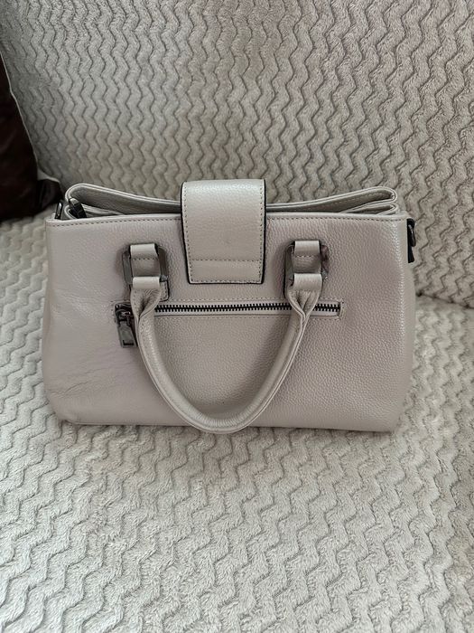 Дамска чанта - естествена кожа