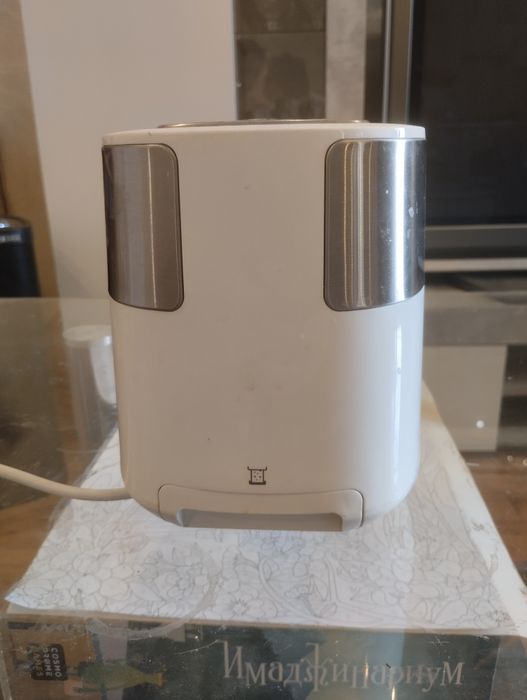 Продам тостер Philips