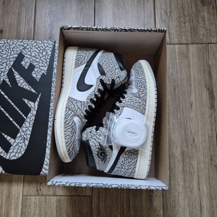 Air Jordan 1 Retro High OG White Cement