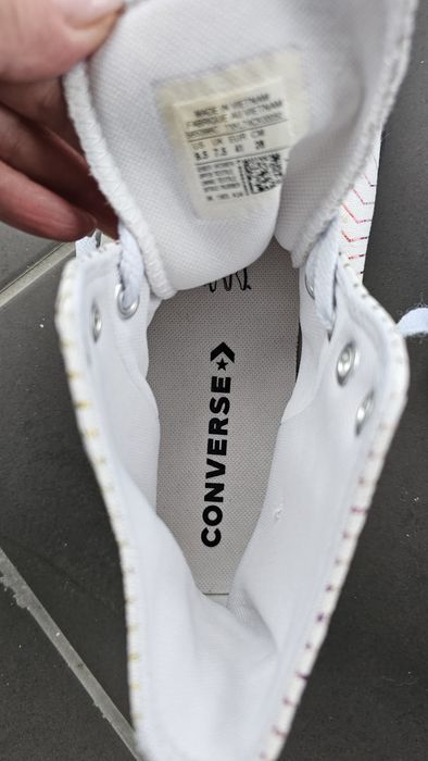 Converse dama in stare foarte buna