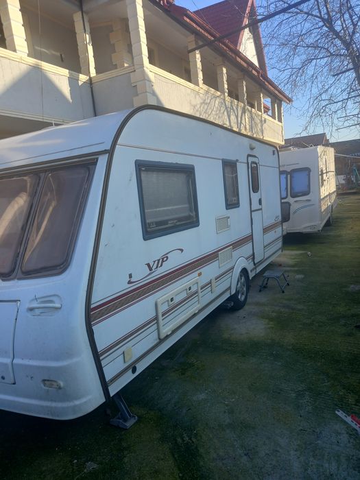 Rulota de vanzare accept si schimburi DE (ANIMALE vaci sau Oi )