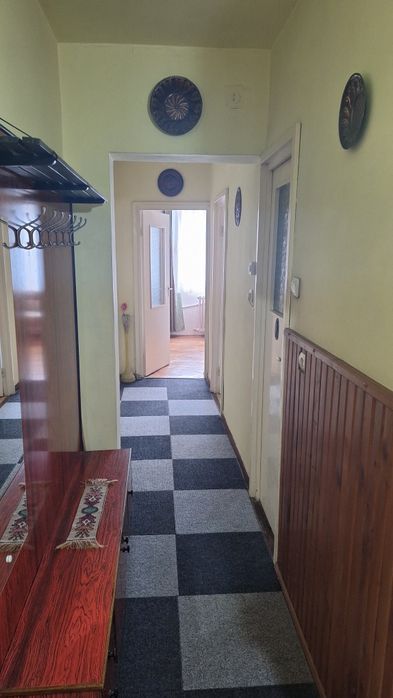 De vănzare apartament cu trei camere la Sovata!