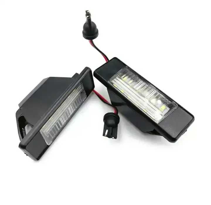 LED Плафони за Nissan Qashqai Juke Primera Pathfinder диодни за номер