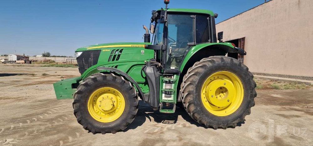 JOHN DEERE Трактори сотилади