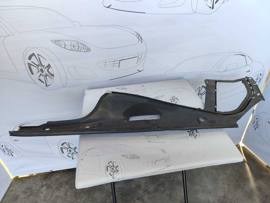 Localizator Etansare Fata Dreapta / Ghidaj Bara Sub Far BMW Seria 5 (F11) Break 2009–2017 / Cod OEM 5176 7019803 (4I2)