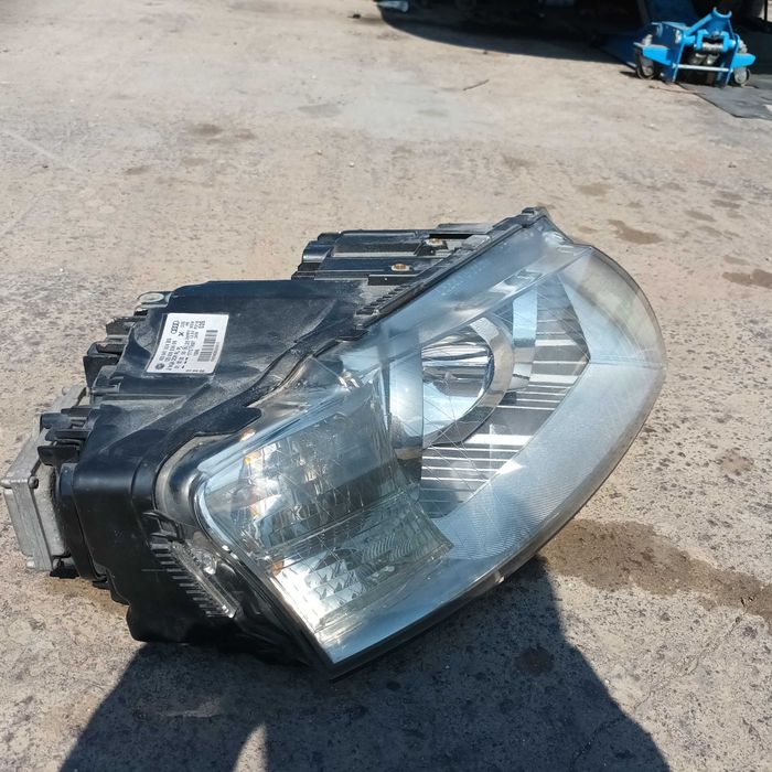 far dreapta audi a8 d3 2005-2010 bixenon adaptiv complet