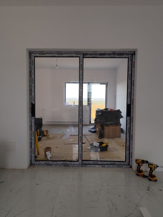 Montaj Uși. MDF, Lemn masiv, PVC, etc.