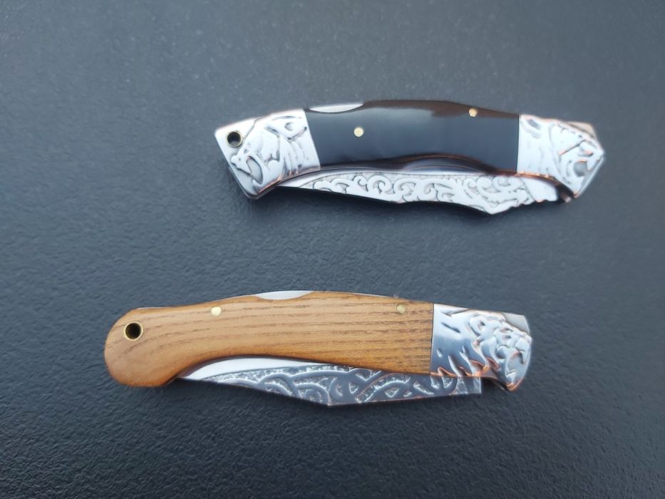 Сгъваем нож с гравирано острие и дръжка,M104