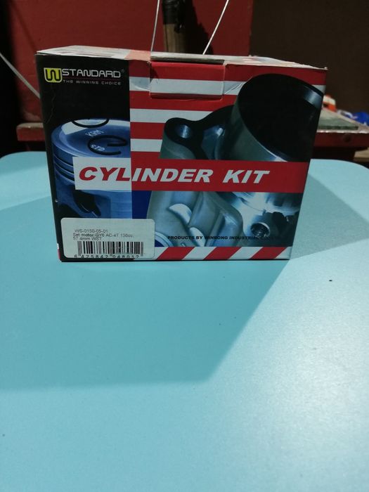 Vând piese noi scuter!