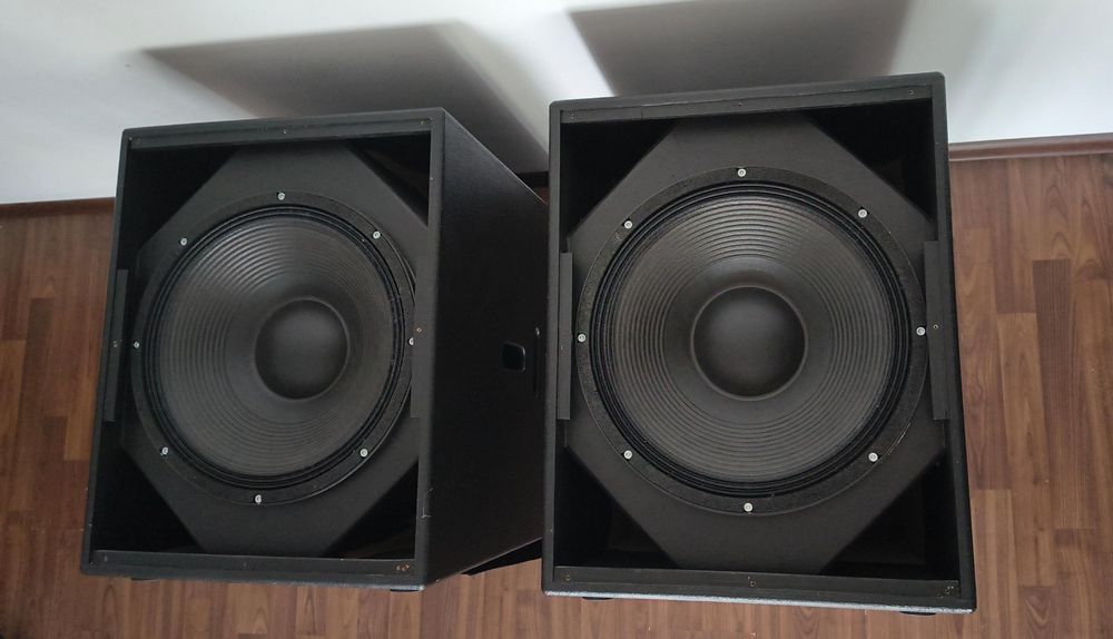 Subwoofere pro 15 inci cu B&C 15NBX100