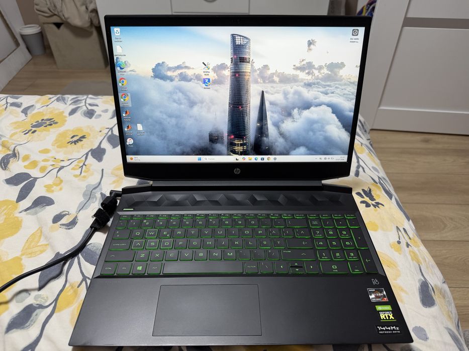 Laptop Gaming - HP Pavilion Ryzen 7 5800H, 16GB RAM, RTX3050Ti, 144Hz