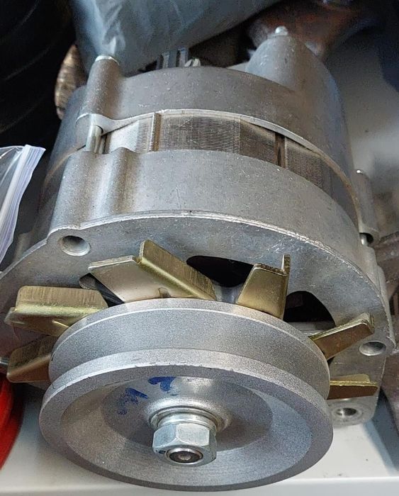 Генератор ЯМЗ К-700