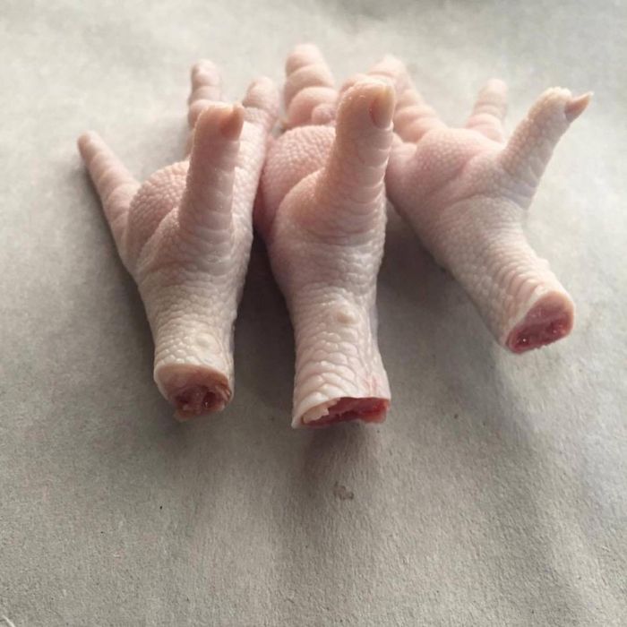 Куринные лапки, ножки курицы