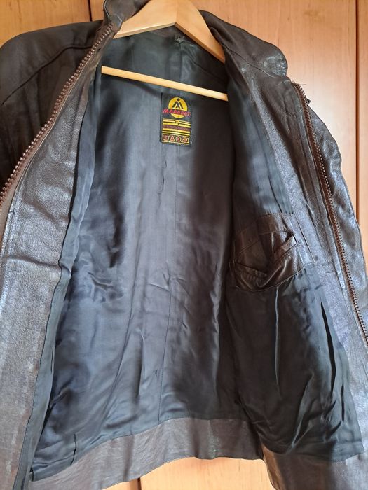 Старо мъжко яке от естествена кожа размер М
