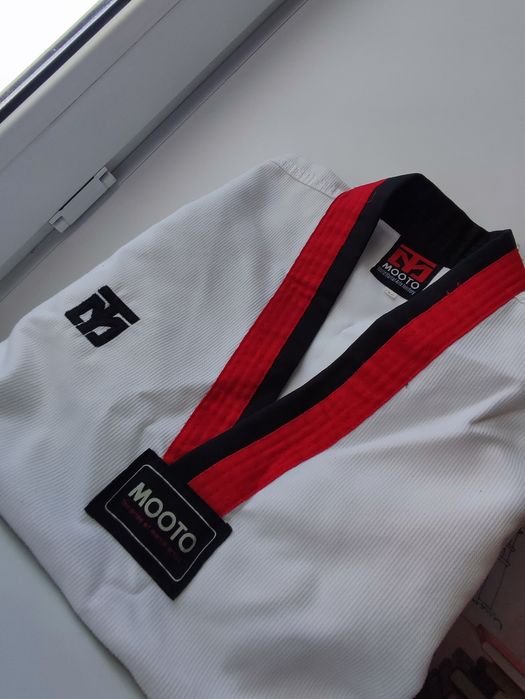 Кимоно тхэквондо (150 размер)