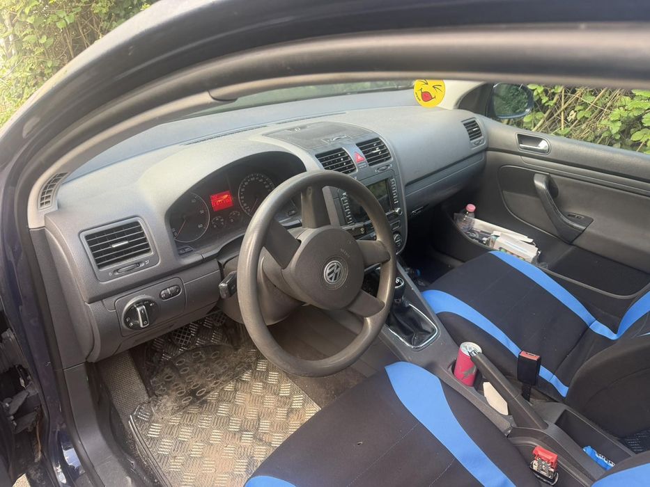 Volkswagen golf 5
