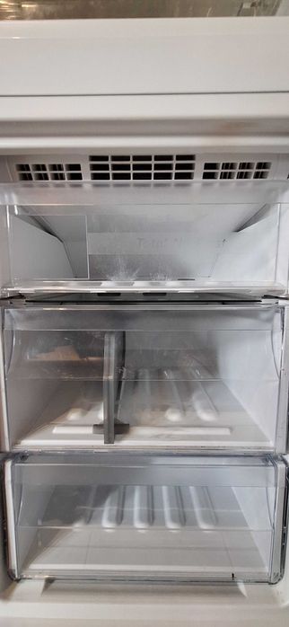 Хладилник с фризер Whirlpool BSNF 8151 OX, 315 л, Клас A+