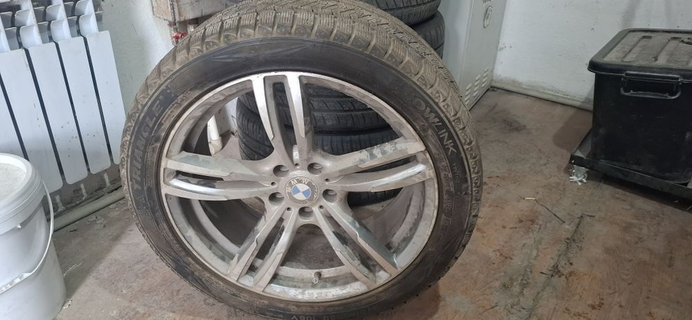 Продам комплект с дисками